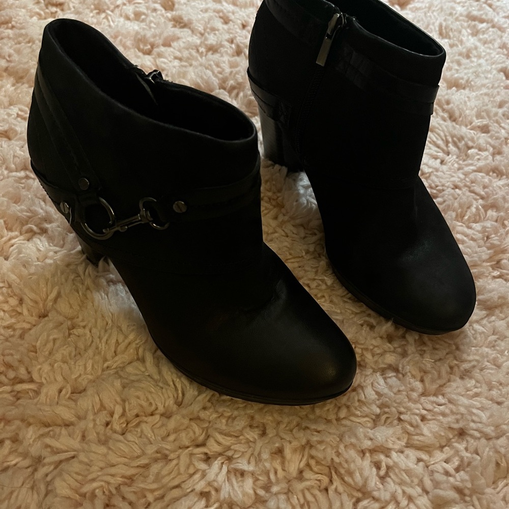 Brand new Clark shoes